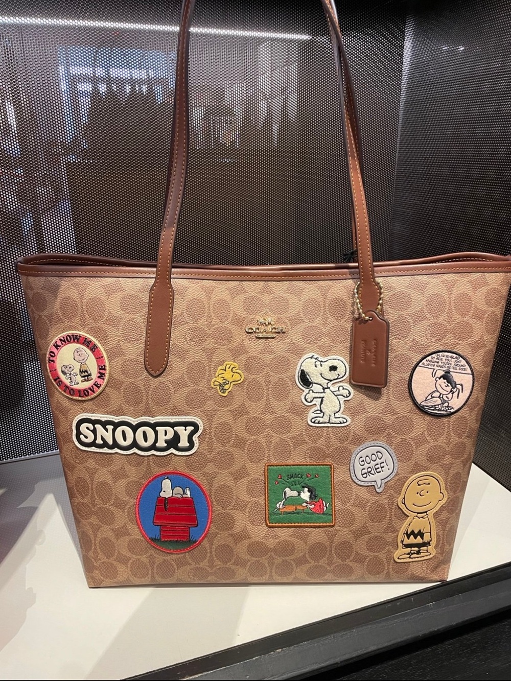 ‼️last 1‼️NWT！Coach X Peanuts City Tote In Signature Canvas With Patches（CBJ91）